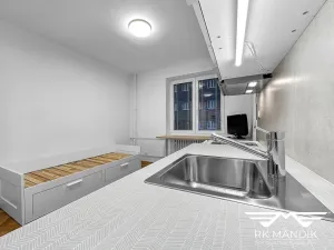 Pronájem bytu 1+kk, Praha - Strašnice, V předpolí, 20 m2