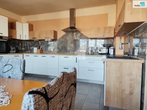 Prodej bytu 5+1, Chlumec nad Cidlinou - Kladruby, 223 m2