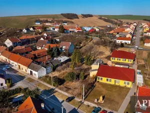 Prodej pozemku pro bydlení, Hluk, 3961 m2