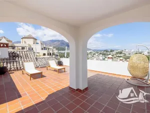 Prodej rodinného domu, Malaga, Španělsko, Calle Gaspar de los Reyes, 234 m2