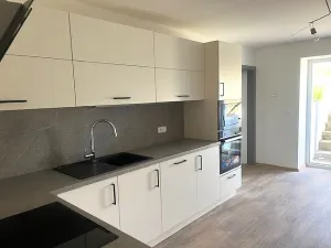 Prodej rodinného domu, Hlubočky, V Podlesí, 110 m2