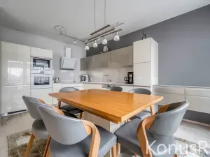 Prodej rodinného domu, Praha - Pitkovice, Lošáková, 137 m2