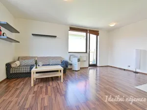 Pronájem bytu 2+kk, Brno - Černá Pole, Merhautova, 50 m2