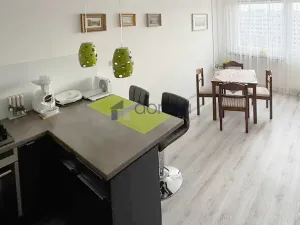 Pronájem bytu 2+kk, Praha, Konstantinova, 42 m2