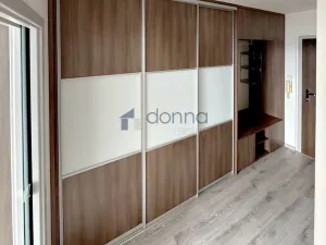 Pronájem bytu 2+kk, Praha, Konstantinova, 42 m2