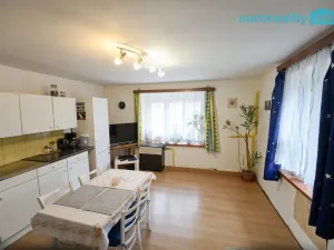 Prodej rodinného domu, Brňany, 114 m2