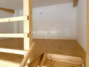 Pronájem kanceláře, Záryby, 67 m2