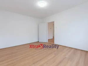 Prodej bytu 2+1, Klášterec nad Ohří - Miřetice u Klášterce nad Ohří, Boženy Němcové, 69 m2