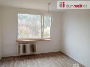 Pronájem bytu 1+1, Děčín - Děčín IX-Bynov, Gagarinova, 34 m2