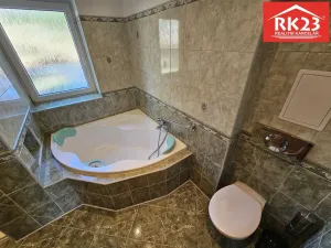 Prodej bytu 2+1, Mariánské Lázně, Nádražní náměstí, 73 m2