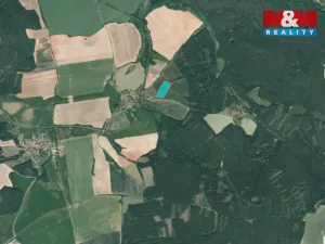 Prodej pole, Velečín, 33271 m2