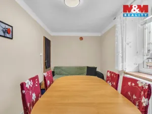 Prodej bytu 3+1, Budčeves, 60 m2