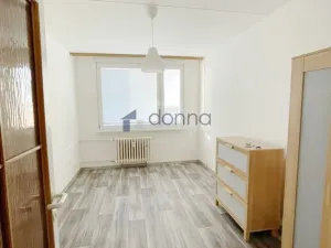 Pronájem bytu 3+1, Praha, Brandlova, 72 m2