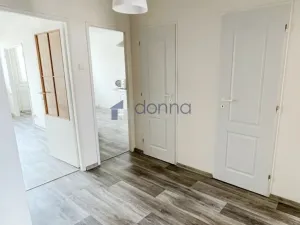 Pronájem bytu 3+1, Praha, Brandlova, 72 m2
