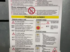 Pronájem garážového stání, Praha - Vinohrady, Francouzská, 14 m2