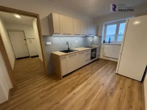 Pronájem bytu 2+1, Sokolov, Pionýrů, 57 m2