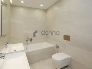 Pronájem bytu 3+kk, Praha, Závišova, 89 m2