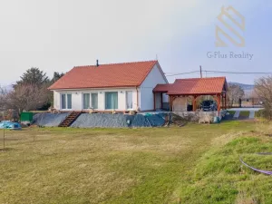 Prodej rodinného domu, Píšťany, 112 m2