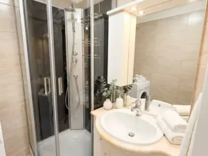 Pronájem bytu 3+1, Praha - Žižkov, Na Jarově, 69 m2