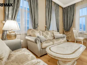 Prodej bytu 3+1, Karlovy Vary, Dr. Davida Bechera, 124 m2