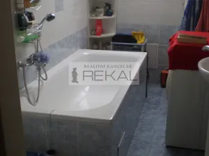 Pronájem bytu 1+kk, Praha - Smíchov, Kmochova, 32 m2