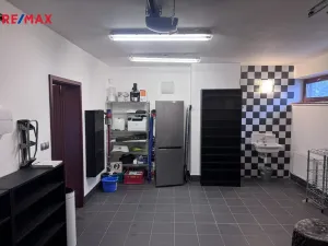 Prodej rodinného domu, Jesenice - Zdiměřice, V Podlesí, 184 m2