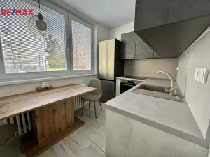 Prodej bytu 2+1, Třebíč - Nové Dvory, Jar. Haška, 52 m2