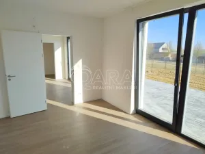 Pronájem bytu 4+kk, Vysoký Újezd, Na Výsluní, 90 m2