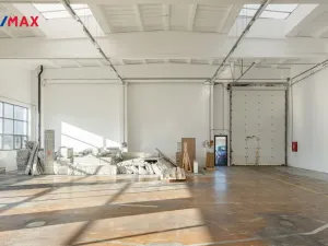 Pronájem výrobních prostor, Otrokovice, 1273 m2