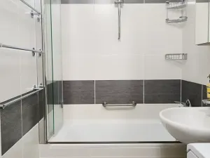Prodej bytu 2+kk, Praha - Kobylisy, Taussigova, 45 m2