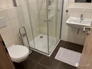 Pronájem bytu 1+kk, Praha - Hloubětín, Za černým mostem, 41 m2