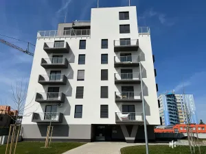 Pronájem bytu 1+kk, Praha - Hloubětín, Za černým mostem, 41 m2