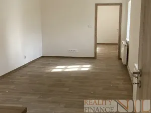 Pronájem bytu 2+kk, Plzeň, Prvomájová, 48 m2