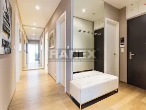 Pronájem bytu 3+kk, Praha - Hodkovičky, Jitřní, 99 m2