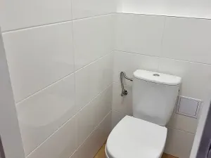 Pronájem komerční nemovitosti, Praha - Modřany, Do koutů, 41 m2