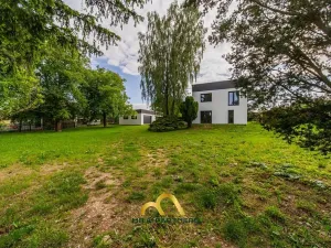 Prodej rodinného domu, Doubravička, 195 m2