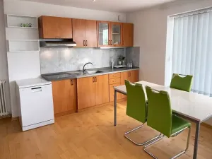 Pronájem bytu 2+kk, Praha - Kobylisy, Mirovická, 58 m2