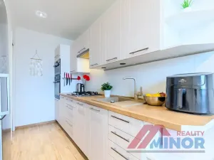 Prodej bytu 3+1, Slaný, Bezručova, 70 m2