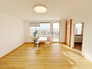 Pronájem bytu 4+1, Praha, Mazurská, 86 m2