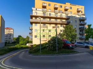 Prodej garážového stání, Praha, náměstí Přátelství, 25 m2