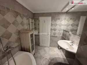 Pronájem bytu 2+kk, Praha - Břevnov, Hošťálkova, 56 m2