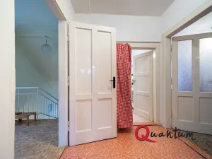 Prodej rodinného domu, Praha - Žižkov, V zahrádkách, 145 m2