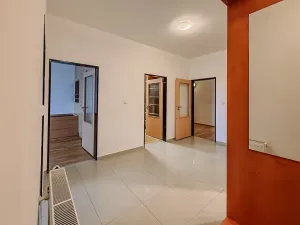 Pronájem bytu 4+1, Říčany, 17. listopadu, 104 m2