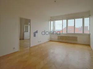 Pronájem bytu 2+kk, Praha - Vinohrady, Šrobárova, 68 m2