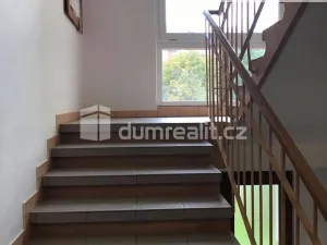 Pronájem bytu 2+1, Praha, Na Petřinách, 54 m2