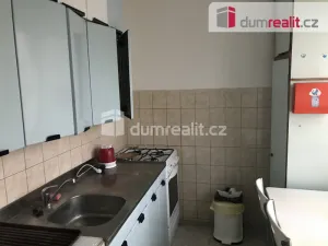 Pronájem bytu 1+kk, Praha, Na Petřinách, 15 m2