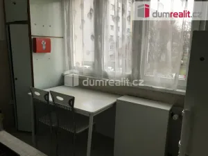 Pronájem bytu 1+kk, Praha, Na Petřinách, 15 m2