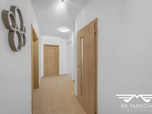 Pronájem bytu 2+kk, Praha - Krč, U krčského nádraží, 60 m2