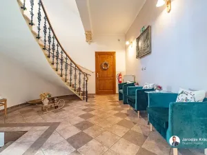 Prodej ubytování, Lázně Bělohrad, Lázeňská, 529 m2