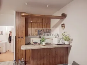 Pronájem bytu 2+kk, Praha - Modřany, Urbánkova, 49 m2